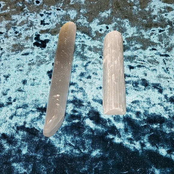 Selenite Rods - Picture 2 of 4